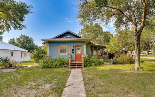 Lake Wales Vacation Rental w/ Screened-in Porch!