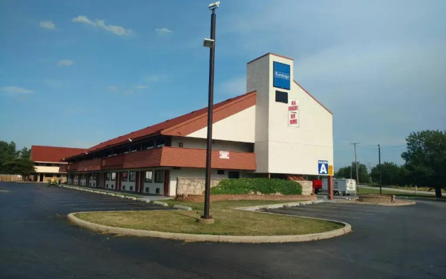 Travelodge by Wyndham Chicago - South Holland