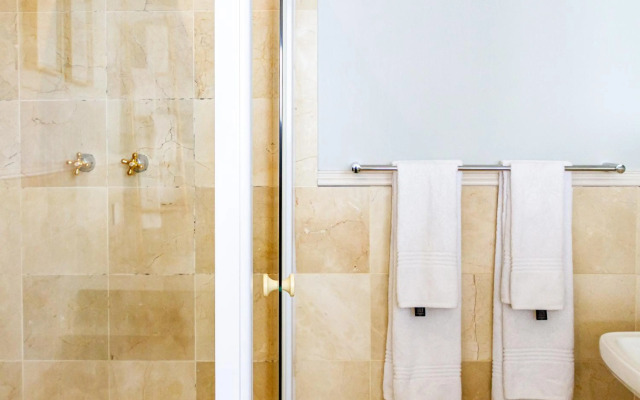 Royal Boutique Hotel