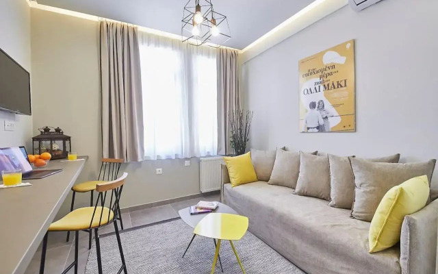 Old Athens style 1bdr with Acropolis view rooftop!