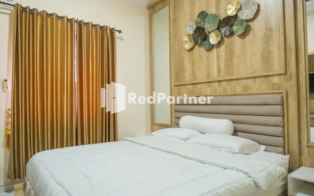 Guest House B Fren Syariah Near JIH Yogyakarta RedPartner