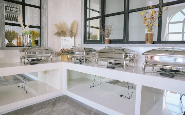 Ayaa International Hotel