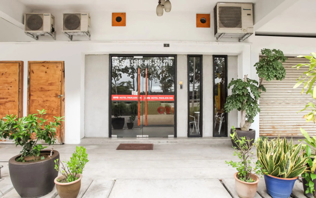 OYO 89454 Hotel Pavilion Inn