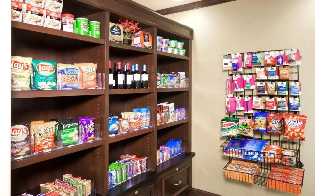 Hilton Garden Inn Fontana