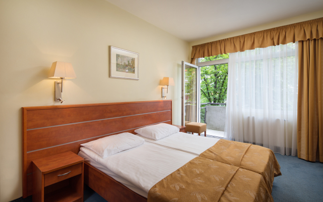 Hotel Benczur