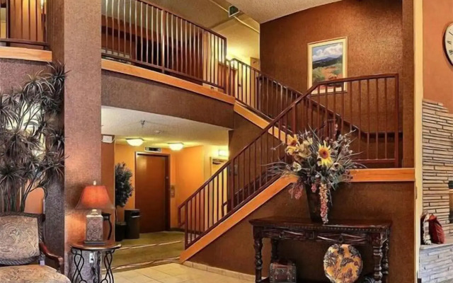 Ruidoso Mountain Inn