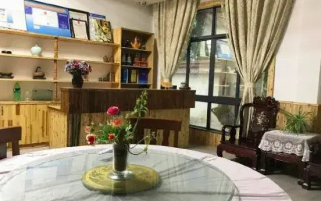 Changxing Xingxiangju Hotel