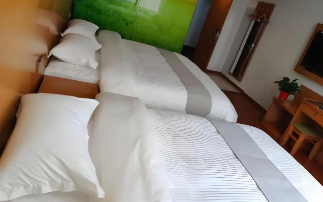 Vatica Beijing Fangshan District Liulihe Er Street Hotel