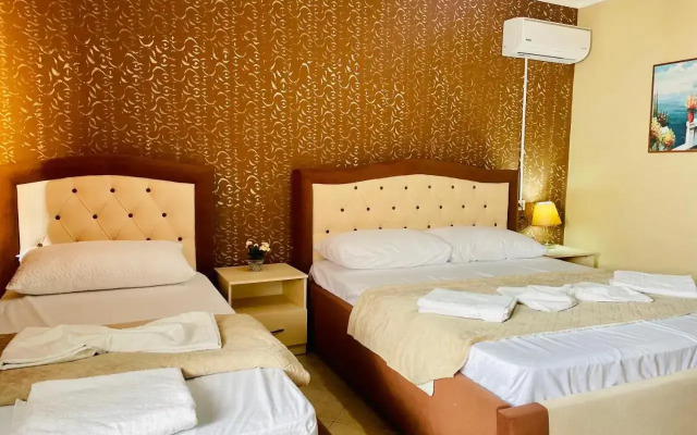 Viola Hotel