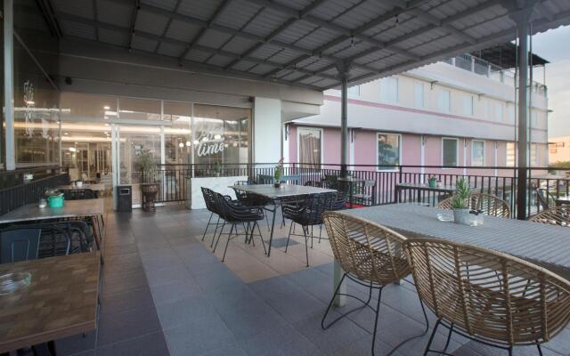 Grand Tryas Hotel