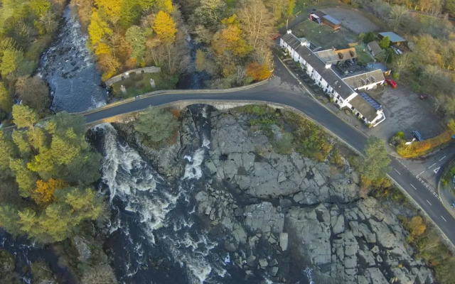 The Falls Of Dochart Inn