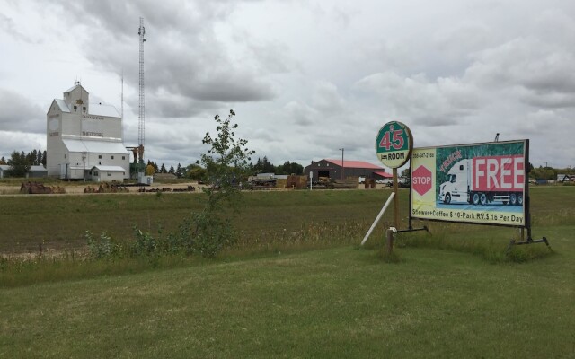 Theodore Motor Hotel