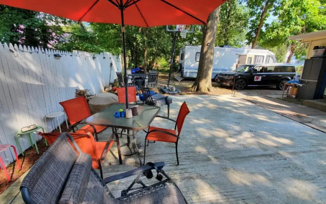 34ft Mobile Home Near Yale U