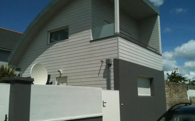 Villa Penfret - 50 meters from the beach