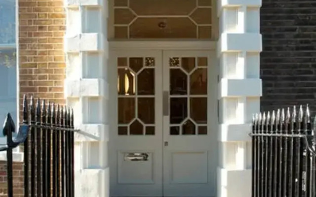 Blueprint Apartments-No 5 Doughty Street