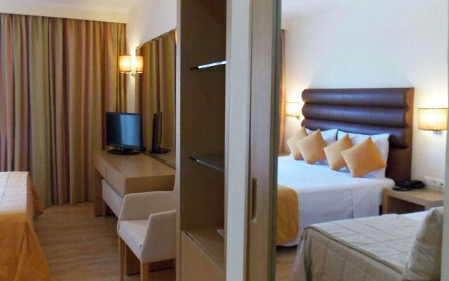 Galaxy Beach Resort, BW Premier Collection