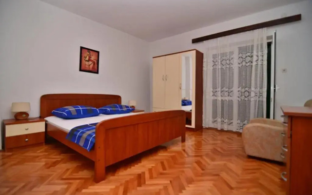 Mucic Apartments