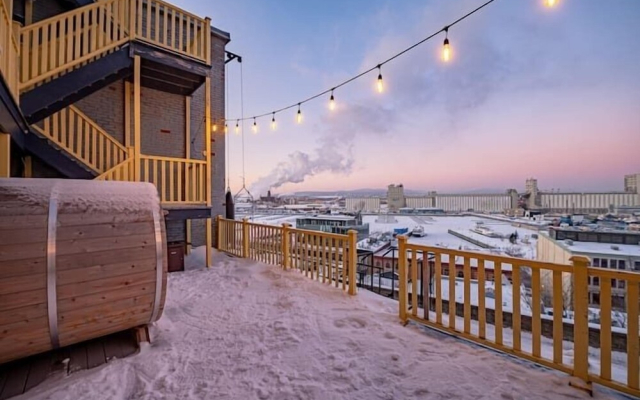 Remparts 2 Bed w Private Terrace & Sauna
