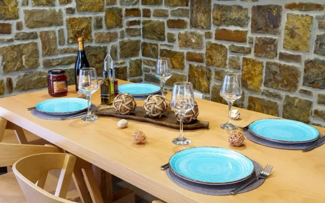 Aphrodite Stone Apartments