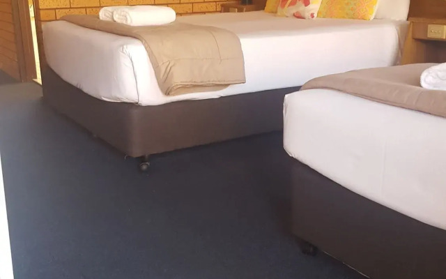 Royal Palms Motor Inn