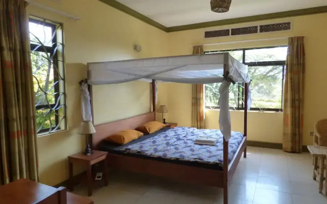 BlueMonkey Guesthouse