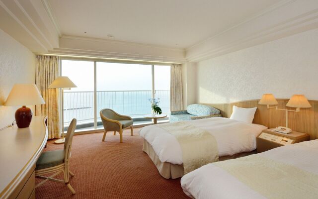 Irago Resort & Convention Hotel