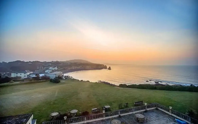 Freshwater Bay House