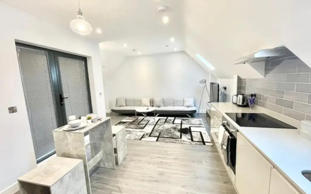 D & D Luxury Apartments