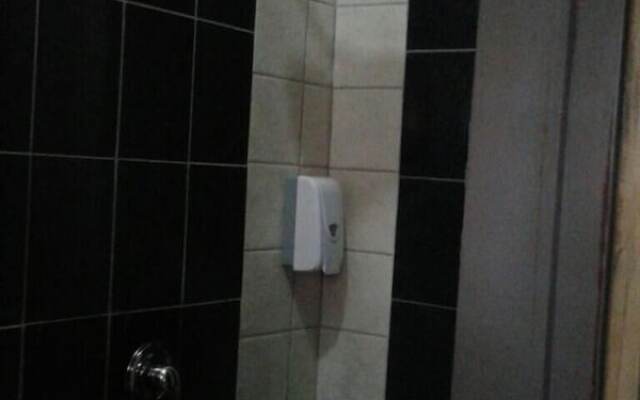 Royal Crown Guesthouse