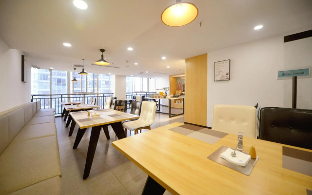 HanTing Hotel (Huaihua Hexi)