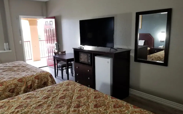 Executive Inn & Suites