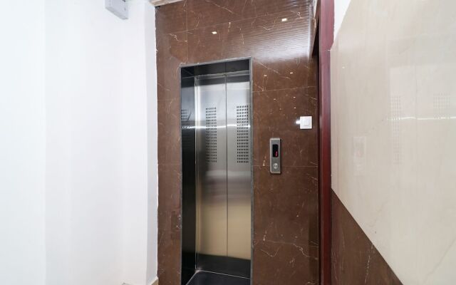 Oyo 1021 Hotel Gayatri Residency