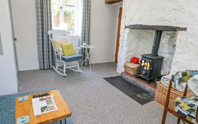 Crabapple Cottage