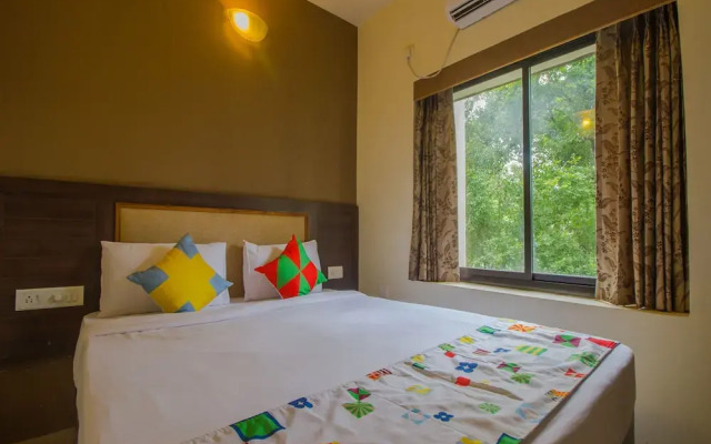 OYO 16780 Home 2BHK with Pool Assagaon