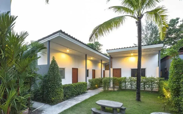 Modern Resort at Naiyang
