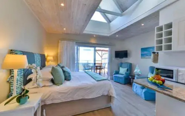 Singing Kettle Beach Lodge