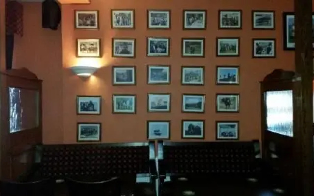 Wolf Dog Tavern