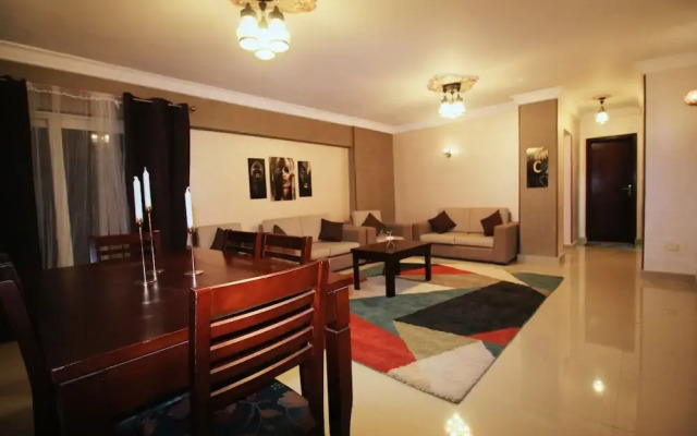 Golden Charming 3-bed Apartment in Cairo