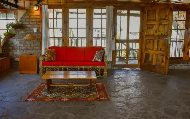 Gali's End By Roomy, Kalabagh Nathiagali