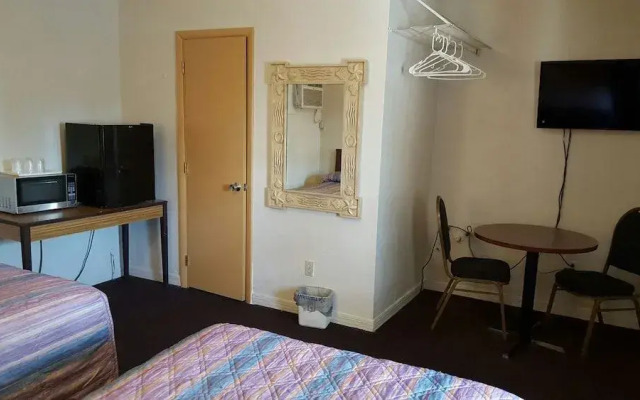 Deluxe Inn Motel - Homestead