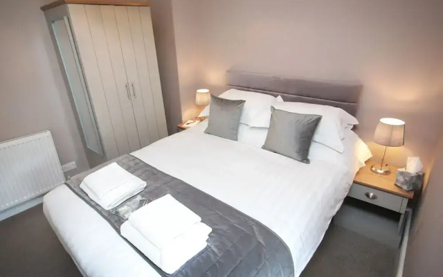 OYO Glyn Valley Hotel