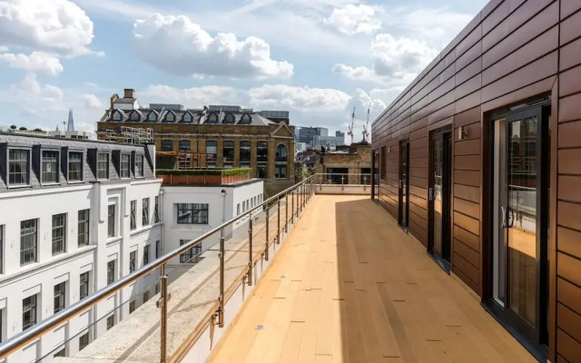 The Roof is on Fire - Farringdon - by Frankie Says