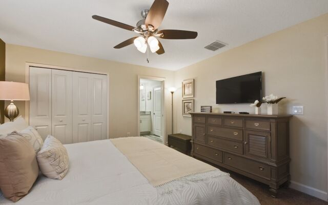 Charming Vacation Townhome with Pool CG1576