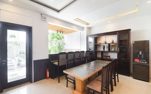 Oyo 470 Royal Tourist Villa