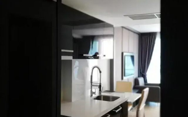 Centara Avenue apartment 711