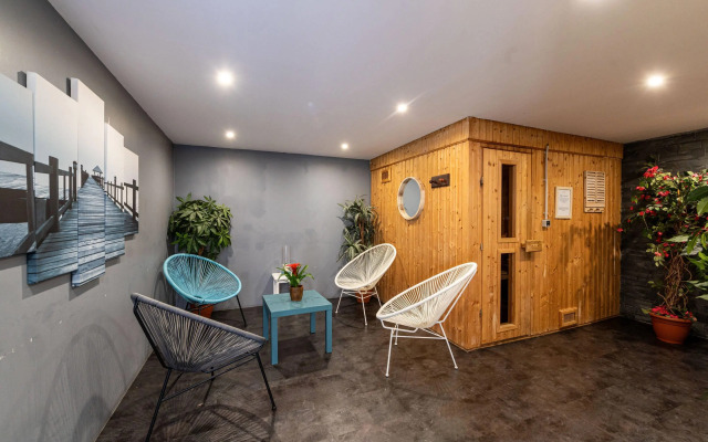 Zenitude Hotel-Residences Les Terrasses du Lac