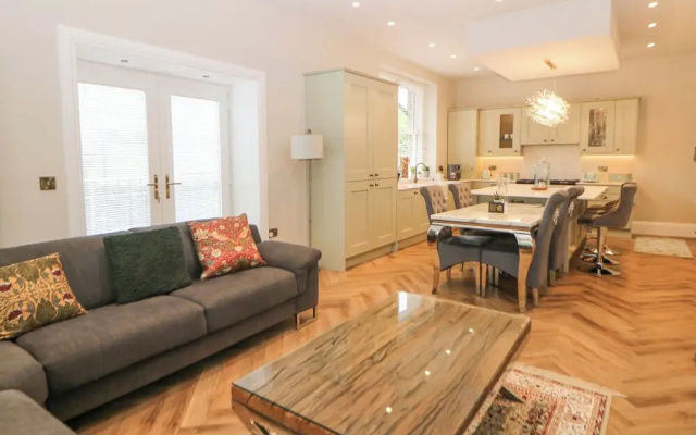 Cavendish Suite