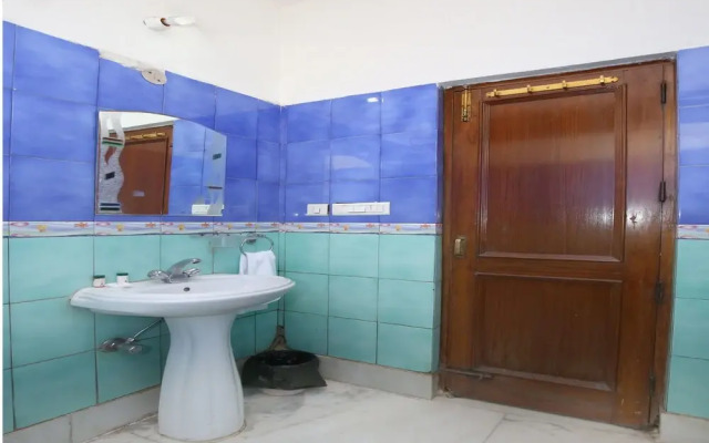 OYO 12307 Home Cozy 2BHK Parwanoo Kasauli