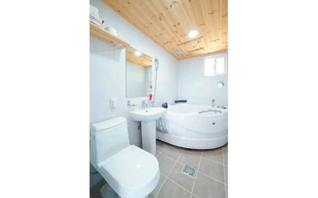 Boryeong Afternoonsketchbook Pension