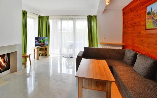 Holiday Home With Garden, Close to the Beach